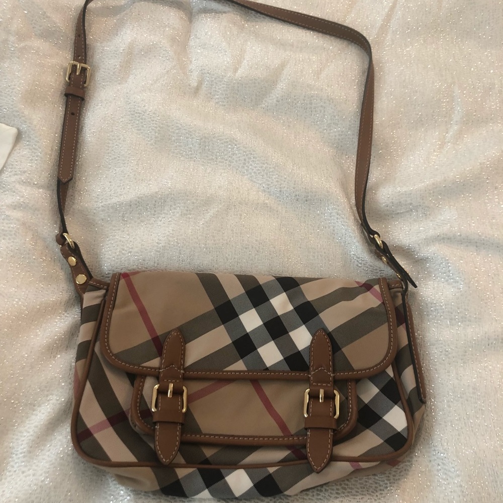 Burberry cross body